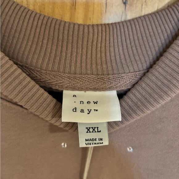 A New Day Women’s Rhinestone Crewneck Tan Sweatshirt - Size XXL - NWT - Picture 4 of 5